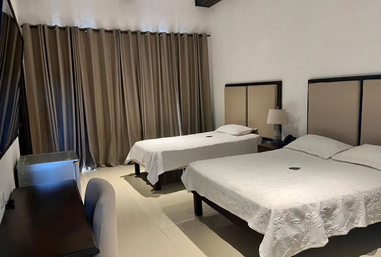Hotel Dorado Plaza Centro Historico Cartagena 3*,  Kolumbie